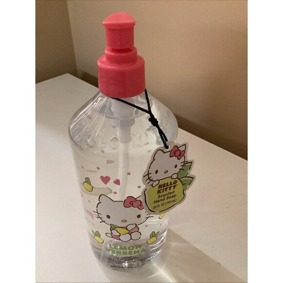 Hello Kitty Lemon Verbena Hand Soap 25 Ounces, Gel Nail Strips, 2 Eye Patches - Picture 4 of 6